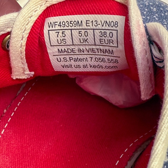 Taylor Swift Keds Lace-Up Blue Polka Dot Sneakers β Size 7.5 ππβ¨ - Picture 5 of 7